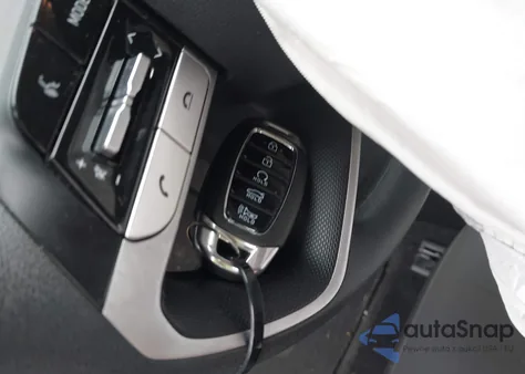 2022 Hyundai Elantra Sel z USA, uszkodzony, nr VIN KMHLM4AG8NU286454